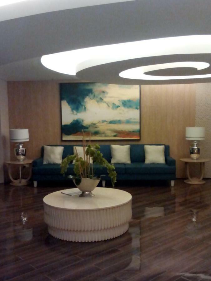 Staycation Dream Condotel Manila Exteriör bild